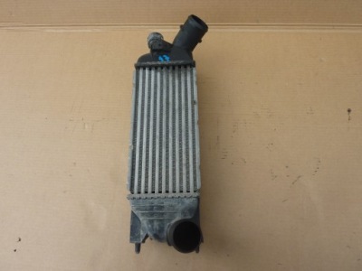 Радиатор воздуха интеркулер peugeot 407 2.0 hdi фото №1