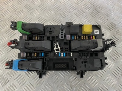 Opel astra h коробка предохранителей 13206758 hf фото №1