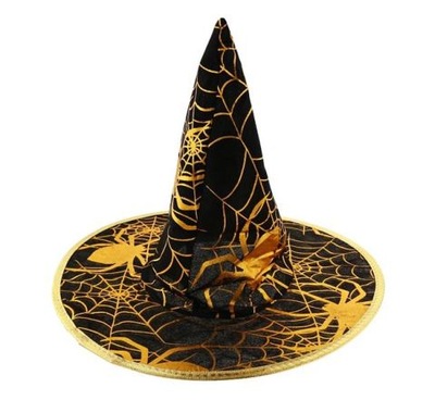 Czarny kapelusz czarownicy ze złotą pajęczyną