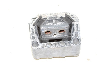 Mercedes actros mp4 arocs подушка кронштейн двигателя om471 фото №1