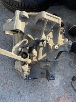 Fabia ii 1.2 коробка передач передач lnr фото №1