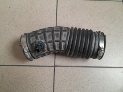 Chrysler pacifica 2017- 3.6 hybrid труба пабтрубок  шланг воздуха 72142483 фото №1