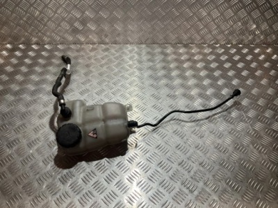 Бак расширительный mercedes gla ii h247 1.3 cgi фото №1