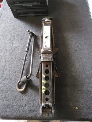 Домкрат audi a3 8v фото №1