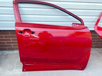 Toyota c-hr двері передні праве фото №1