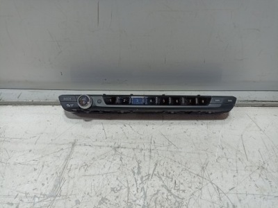 Bmw 8 g15 панель радио 7949336 фото №1