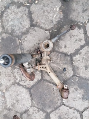 Honda civic viii sedan ступица рычаг правый задняя фото №1