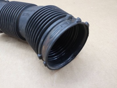 Volvo v40 2016 31370134 труба впускний 2.0b фото №1