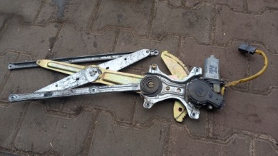 Pod.szyby лівий перед toyota previa 01r фото №1