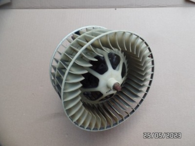 Вентилятор вентилятор mercedes w168 5399045200 фото №1