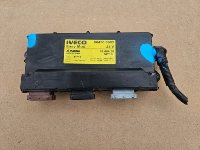 Блок управления модуль бортовой компьютер кассета света easy mux 504300982 iveco eurocargo фото №1