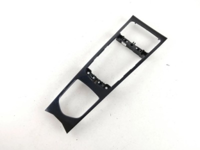 2012 porsche panamera 970 рамка домкрата 97055337100 фото №1