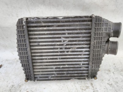 Интеркулер правый maserati levante ghibli 16- фото №1