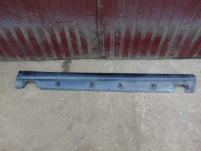 Молдинг накладка поріг права 197 mercedes ml w166 фото №1