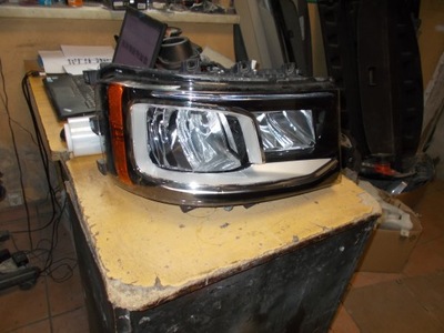 Scania r s лампа 2674390 права фото №1