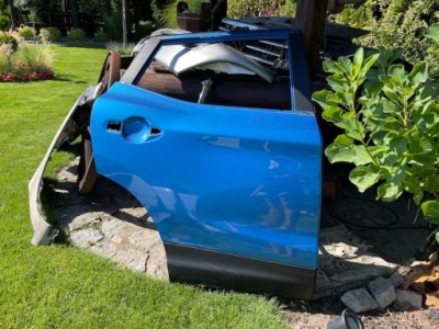 Nissan qashqai ii 13- дверь задние правое + молдинг фото №1