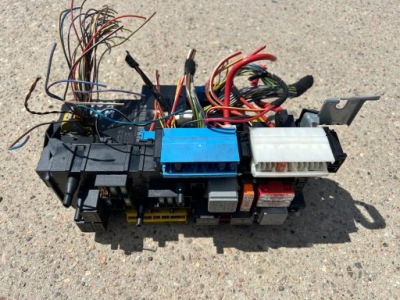 Mercedes w212 модуль sam задня 2129000204 фото №1