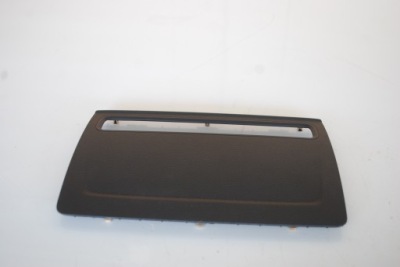 Заглушка защита monitora mmi audi a3 8v 8v0857186e фото №1