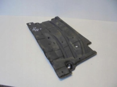 Захист підвіска правий задня toyota prius iii фото №1