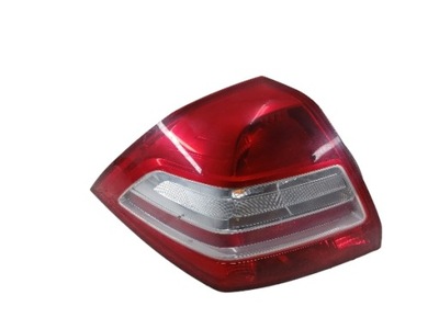 Renault megane ii sedan лампа ліва задня 8200757700 фото №1