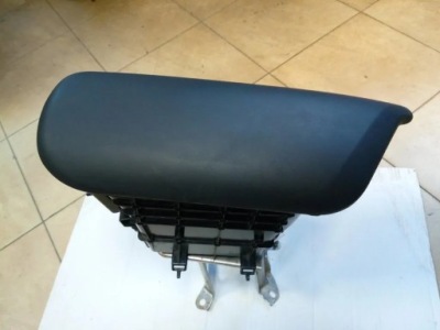 Подлокотник toyota c-hr chr '16- oryg. фото №1