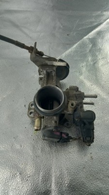 Дроссельная заслонка toyota yaris i polift 04r 89452-0d010 фото №1