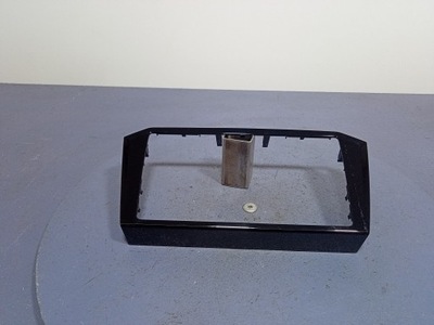 Vw arteon рамка молдинг радио навигации дисплея 3g8858069 фото №1