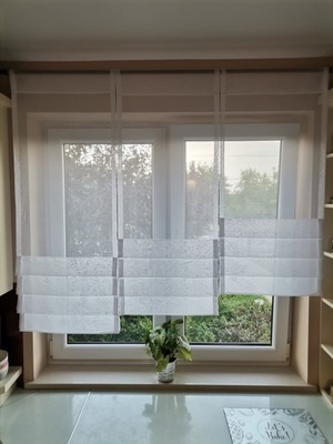 Zestaw trzech paneli okiennych