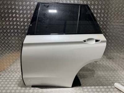 Дверь левый задняя bmw x5 f15 a96 mineralweiss фото №1