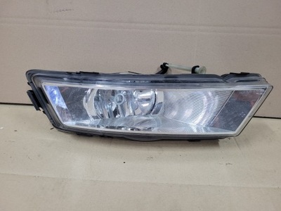 Протитуманна фара правий skoda rapid 5ja941700 фото №1