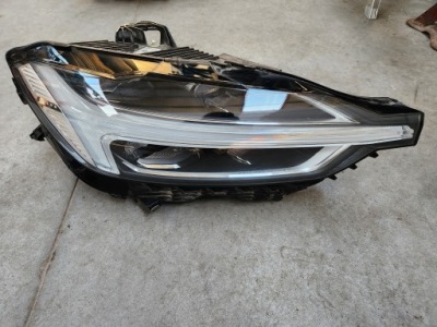 Volvo xc60 ii full led оригинал 32133549 фото №1