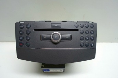 Mercedes w204 радіо cd 2049069701 2049061500 фото №1