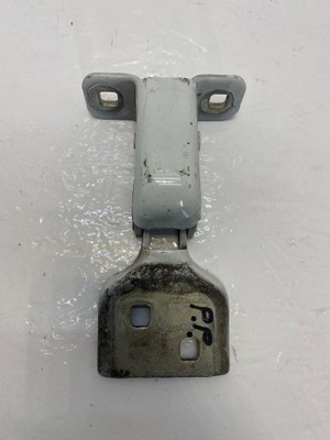 Renalut master iii петля двері передніх правих фото №1