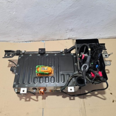 Renault clio v гібрид e-tech акумулятор акумулятор фото №1