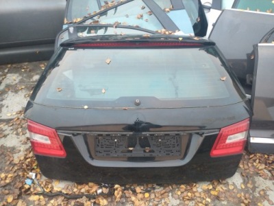 Крышка багажника багажника mercedes w212 kombi фото №1