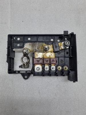 Opel astra j корпус клеми 365927271 фото №1