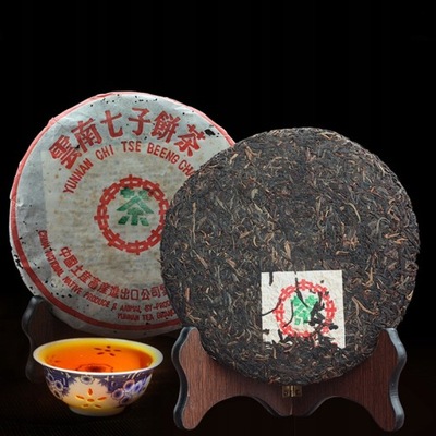 Herbata czarna prasowana Yunnan 357 g