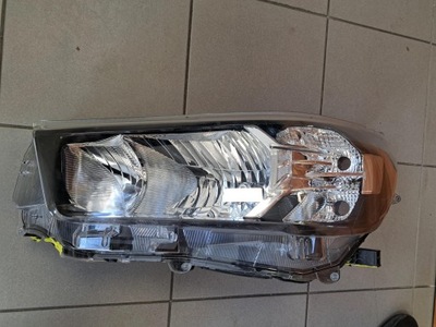 TOYOTA HILUX FARO IZQUIERDA 1EJ-923364-030 D675  