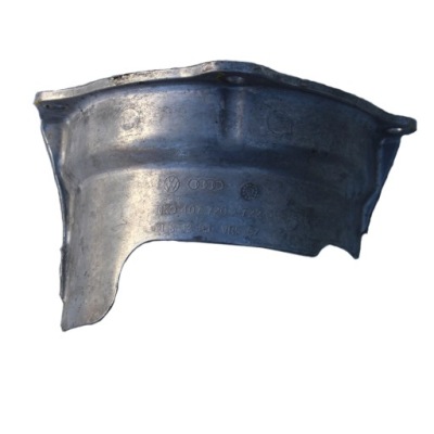 Захист теплова шарнір піввісь права audi 8w0407720a - вживаний фото №1