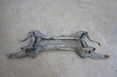 Подрамник перед передние подрамник dodge caliber 2.0 фото №1