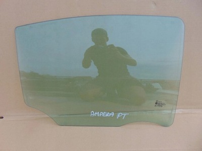 Скло права задня двері opel ampera 2011-2015 фото №1