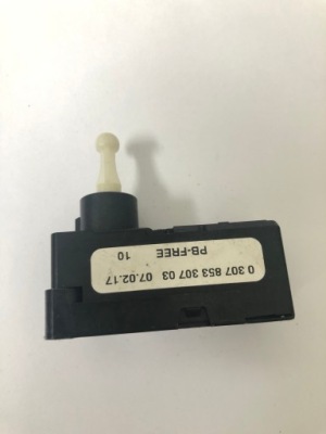 Моторчик регулировки света mondeo mk3 фото №1