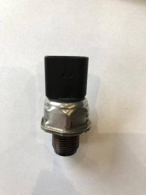 Датчик давления топлива vw crafter 076906051 фото №1