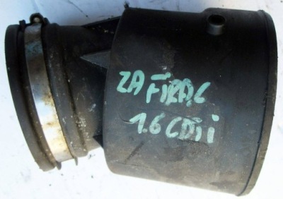 Opel zafira c 1.6 cdti труба патрубок повітрозабірник повітря 1108402s01 фото №1