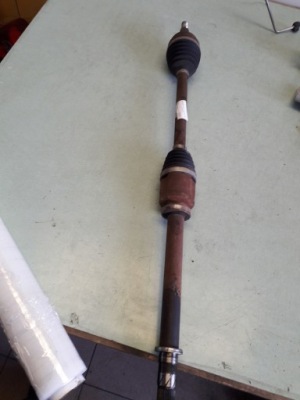 Renault megane 3 приводной вал правая 3391001339r фото №1