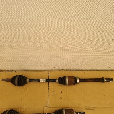 Renault zoe привідний вал права перед довга фото №1