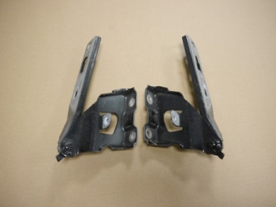 Audi a4 b8 петли капот 8k0823301d 8k0823302d фото №1