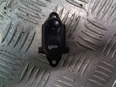 Кнопка перемикач замка chrysler pt cruiser фото №1