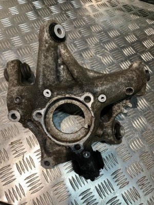 Tesla model 3 поворотный кулак задняя левая 104441100g фото №1