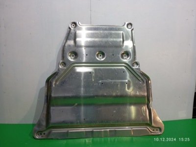 Плита захист pod двигун vw t-roc cabrio audi a3 8v 5q7825235d фото №1